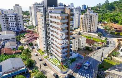 Imagem: O apartamento possui 2 Dormitórios, 2 Banheiros, 2 Vagas na
