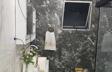 Imagem 2: Casa na região central. Área de serviço, 121m² de Área, 1 Vaga na...