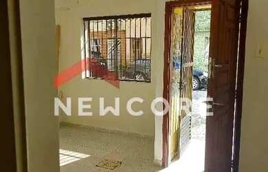 Imagem: A casa possui 2 Dormitórios, 1 Banheiro e 80m² de Área e