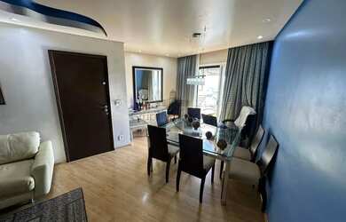 Imagem: O apartamento possui 3 Dormitórios, 2 Banheiros, 3 Vagas na