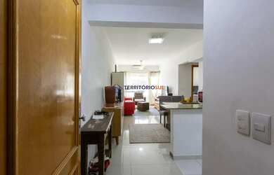 Imagem: O apartamento possui 3 Dormitórios, 2 Banheiros, 1 Vaga na