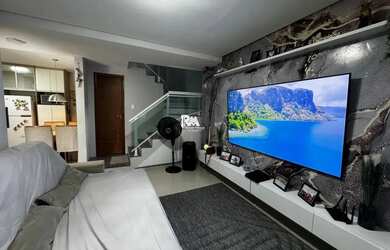 Imagem: A casa em condomínio possui 3 Dormitórios, 3 Banheiros, 1