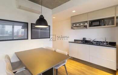 Imagem: O apartamento possui 1 Dormitório, 1 Banheiro, 1 Vaga na garagem