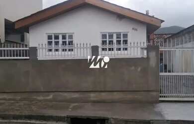 Imagem: A casa possui 2 Dormitórios, 1 Banheiro, 58m² de Área, Imóvel