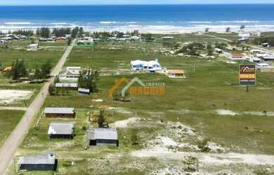 Imagem: O terreno possui 264m² de Área e está localizado em Balneário