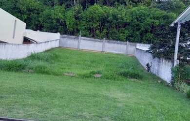 Imagem: O terreno possui 753m² de Área e está localizado em Vila