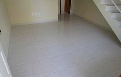 Imagem: A casa em condomínio possui 2 Dormitórios, 3 Banheiros, 2