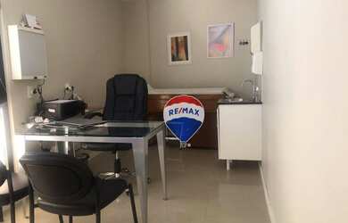 Imagem: O depósito possui 61m² de Área e está localizado em Barra