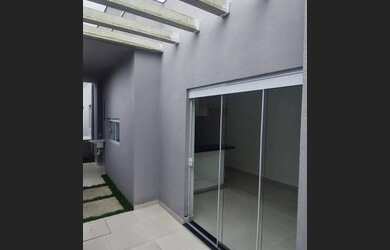 Imagem 1: Caraguatatuba - Casa Padrão - Jardim das Palmeiras