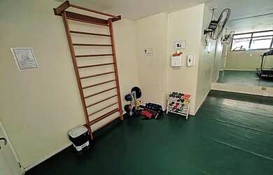 Imagem: O apartamento possui 2 Dormitórios, 2 Banheiros, 1 Vaga na