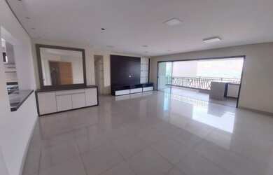 Imagem: O apartamento possui 3 Dormitórios, 2 Banheiros, 157m² de