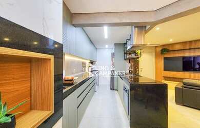 Imagem: O apartamento possui 3 Dormitórios, 2 Banheiros, 2 Vagas na