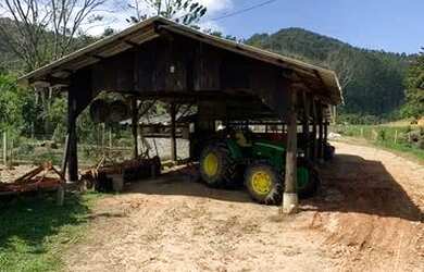 Imagem 10: FAZENDA DE ALTO PADRÃO. Piscinae840.000m² de Área