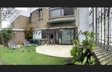 Imagem: O apartamento na cobertura possui 4 Dormitórios, 5 Banheiros