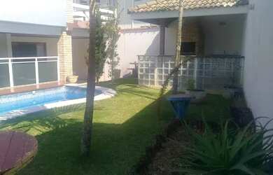 Imagem: Aceita Permuta -Urbanova- Casa de condomínio para aluguel possui