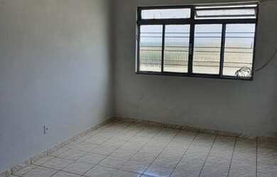 Imagem: O apartamento possui 2 Dormitórios, 1 Banheiro, 60m² de Área