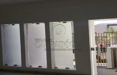 Imagem: A casa possui 4 Dormitórios, 4 Banheiros, 4 Vagas na garagem