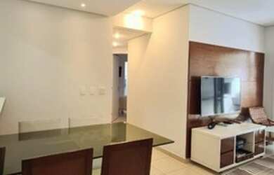 Imagem: O apartamento possui 3 Dormitórios, 1 Banheiro, 2 Vagas na