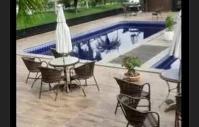 Imagem 7: Casa 3-4, sendo uma suíte, cond. Próximo do Centro