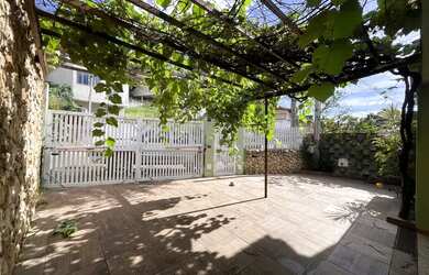 Imagem 6: JO646A - Excelente casa com 3 quartos (reversível para 4) com 244 m² em São Francisco - Ni