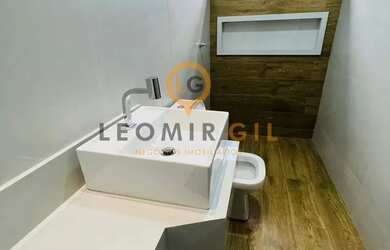 Imagem 15: SOBRADO. NO MIRANTE DO LAGO / ALTO PADRÃO A 30m DA PRAIA