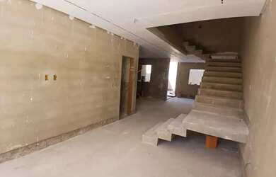 Imagem 5: Sobrado à venda no Bairro Ibituruna - Vista para a serra