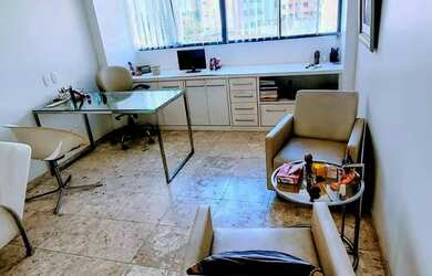 Imagem 3: Vendo Consultório, sala pronta, CENTRO MÉDICO CENTENÁRIO 24m², 1 garagem, Graça - Salva