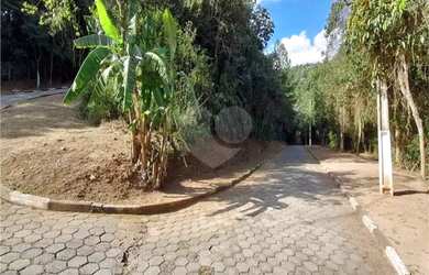 Imagem: O terreno possui 1.170m² de Área e está localizado em Caraguatá