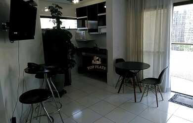 Imagem: O studio possui 1 Dormitório, 1 Banheiro, 1 Vaga na garagem