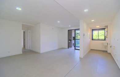 Imagem: O apartamento possui 2 Dormitórios, 2 Banheiros, 2 Vagas na