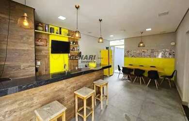 Imagem: A casa em condomínio possui 4 Dormitórios, 5 Banheiros, 2