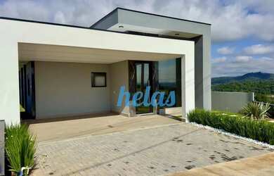 Imagem: A casa em condomínio possui 3 Dormitórios, 3 Banheiros, 183m²