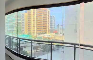 Imagem: O apartamento possui 3 Dormitórios, 4 Banheiros, 2 Vagas na