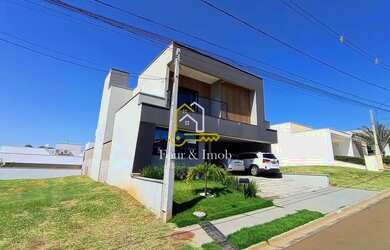 Imagem: A casa em condomínio possui 3 Dormitórios, 5 Banheiros, 4