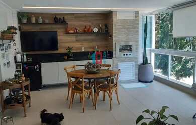 Imagem: O apartamento possui 3 Dormitórios, 5 Banheiros, 3 Vagas na