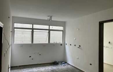 Imagem 7: Casa/Sobrado com 12 salas e 6 banheiros Entre Vila Izabel, Água Verde...