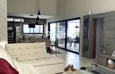 Imagem 2: Casa à venda no condomínio Mônaco 4 suítes, piscina Urbanova, São José dos Campos