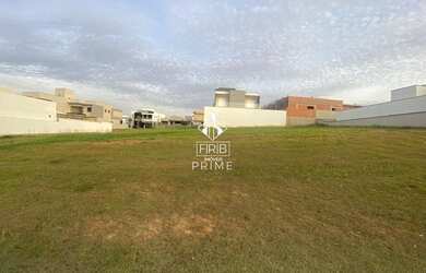 Imagem: O terreno à venda possui 450m² de Área e está localizado