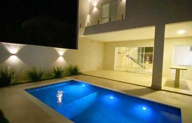 Imagem: A casa em condomínio possui 3 Dormitórios, 2 Banheiros, 4