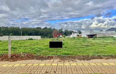 Imagem: O terreno possui 381m² de Área e está localizado em Vila