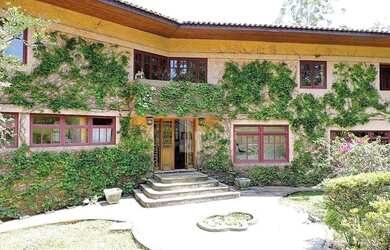 Imagem: A casa em condomínio possui 3 Dormitórios, 4 Banheiros, 5