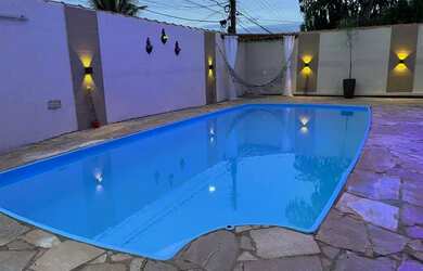 Imagem: A casa possui 2 Dormitórios, 1 Banheiro, 5 Vagas na garagem