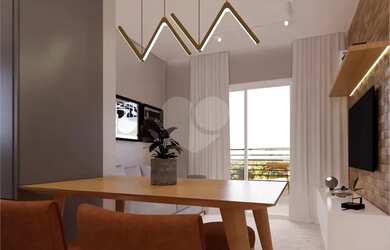 Imagem: O apartamento possui 2 Dormitórios, 1 Banheiro, 1 Vaga na garagem