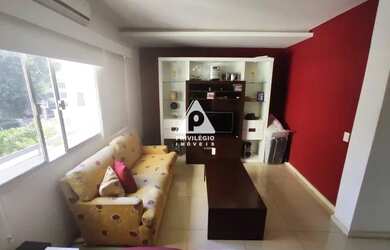 Imagem: O apartamento possui 3 Dormitórios, 3 Banheiros, 2 Vagas na