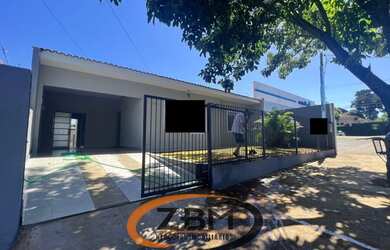 Imagem: A casa possui 3 Dormitórios, 3 Banheiros, 280m² de Área e