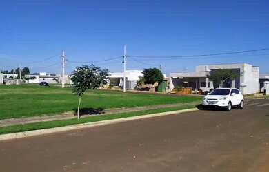 Imagem: O terreno possui 425m² de Área e está localizado em Carimã