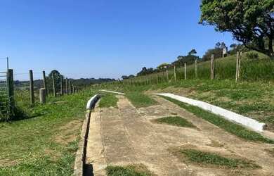 Imagem 9: Construa seu espaço de lazer com vista e muito verde ao redor!