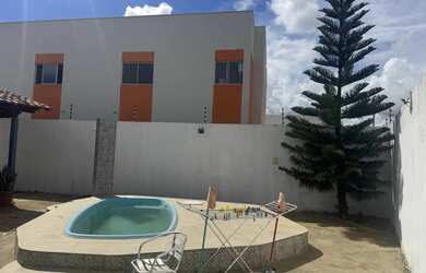 Imagem 4: Casa em terreno grande. Piscina, Varanda, 120m² de Áreae3 Vagas na garagem