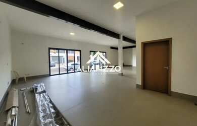 Imagem: O depósito possui 2 Vagas na garagem e 55m² de Área e está