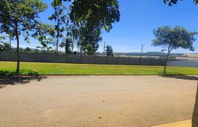 Imagem: O terreno possui 360m² de Área e está localizado em Anápolis